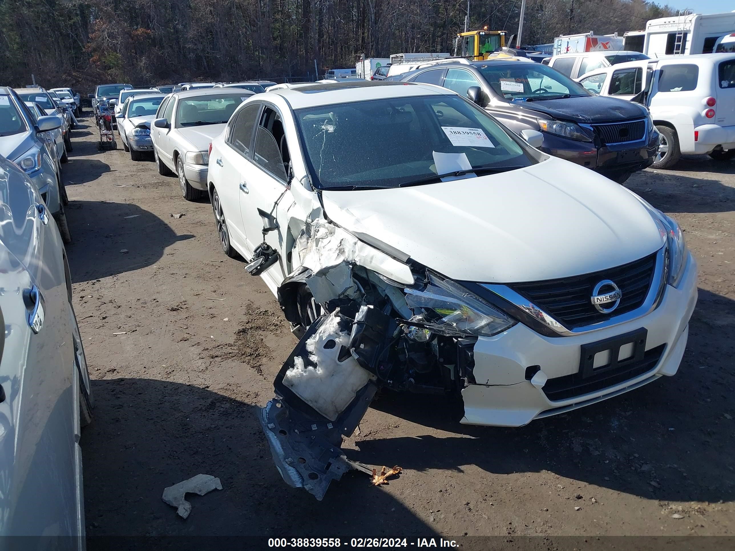 Photo 5 VIN: 1N4AL3AP9JC222535 - NISSAN ALTIMA 