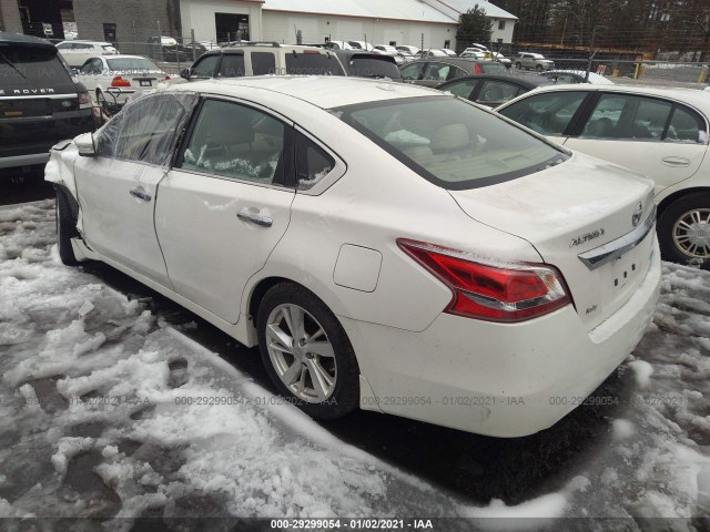 Photo 2 VIN: 1N4AL3APXDC185032 - NISSAN ALTIMA 