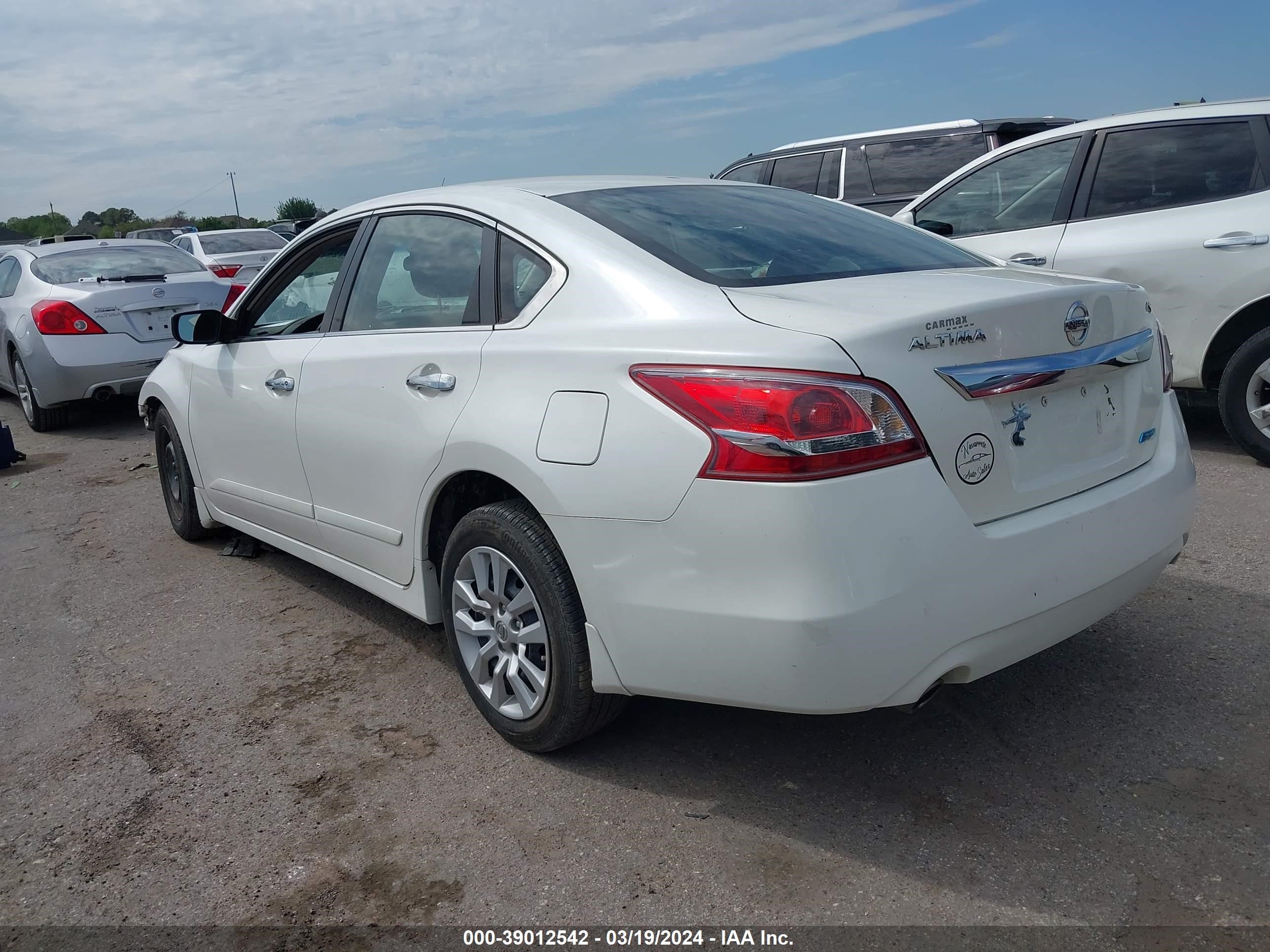 Photo 2 VIN: 1N4AL3APXDC268976 - NISSAN ALTIMA 