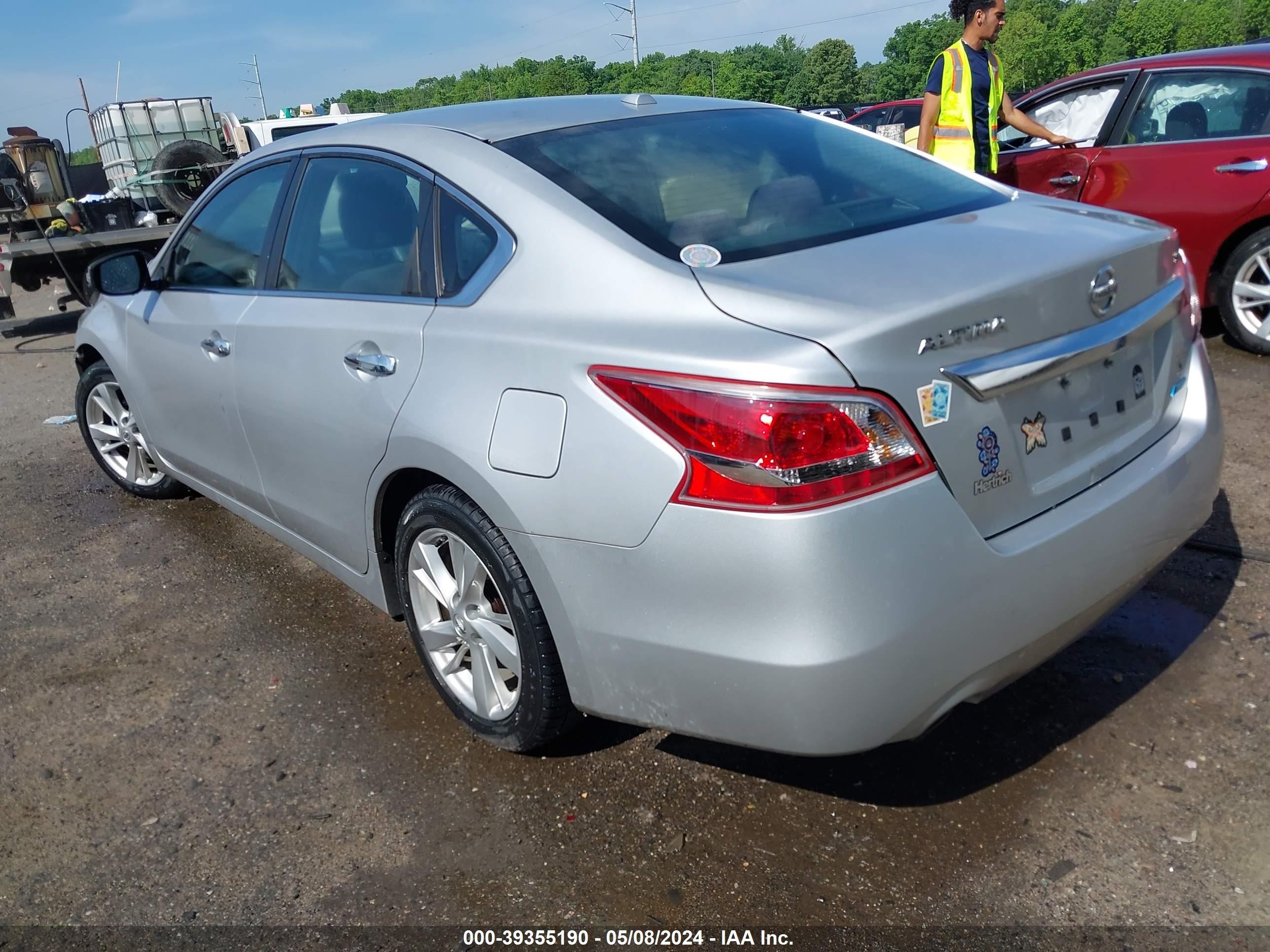 Photo 2 VIN: 1N4AL3APXDC910810 - NISSAN ALTIMA 