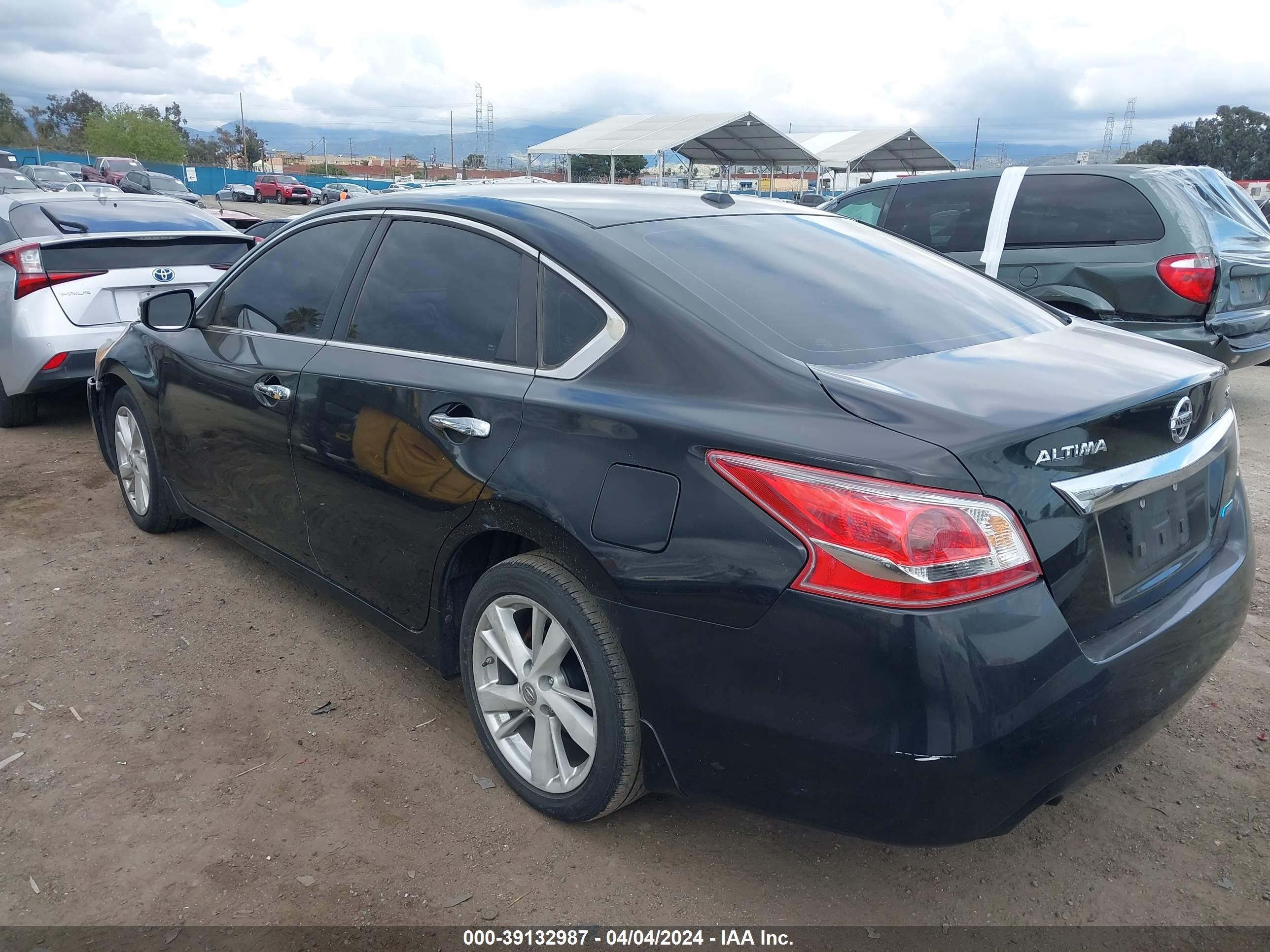 Photo 2 VIN: 1N4AL3APXDN465599 - NISSAN ALTIMA 