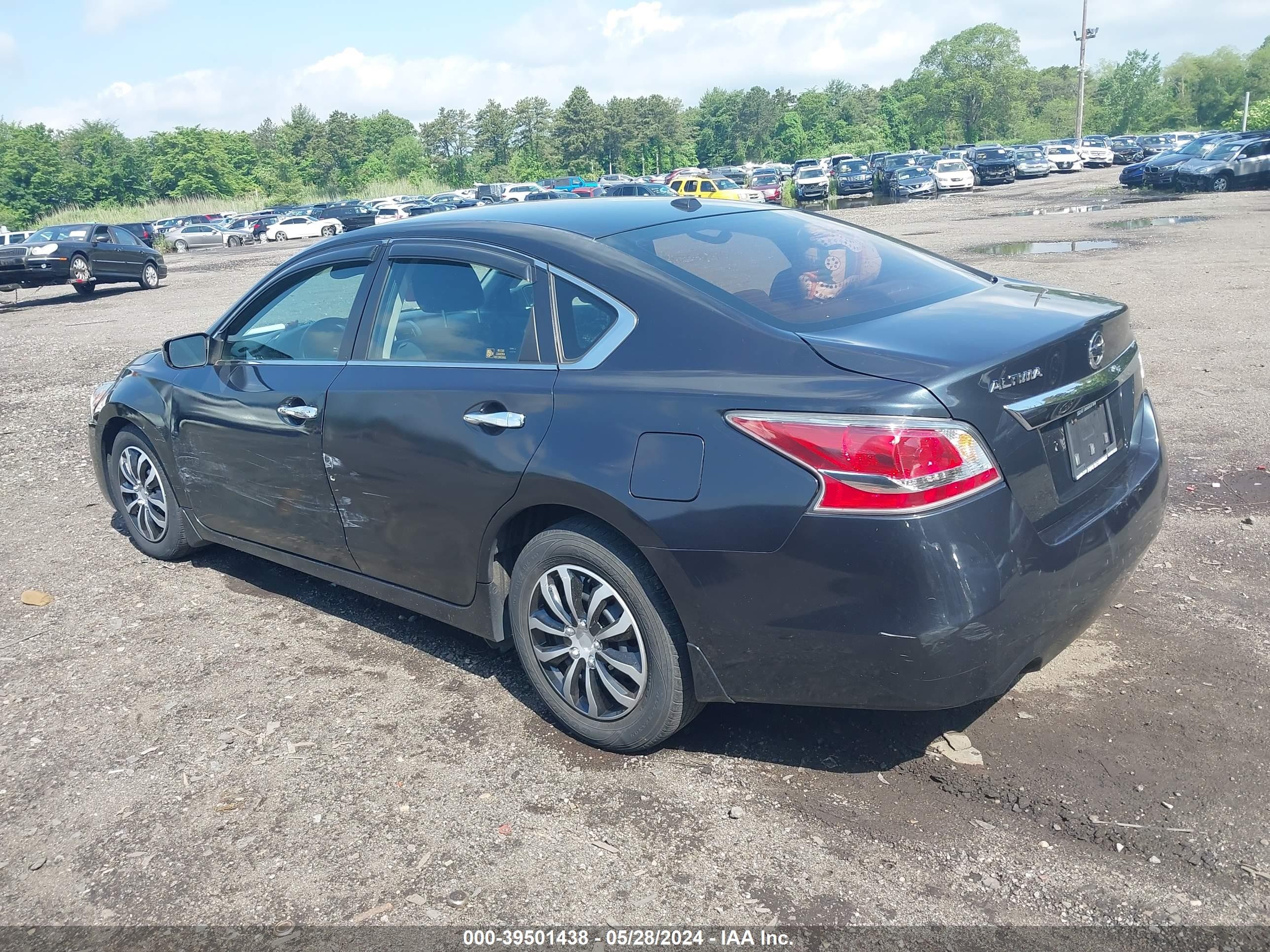 Photo 2 VIN: 1N4AL3APXFC130647 - NISSAN ALTIMA 