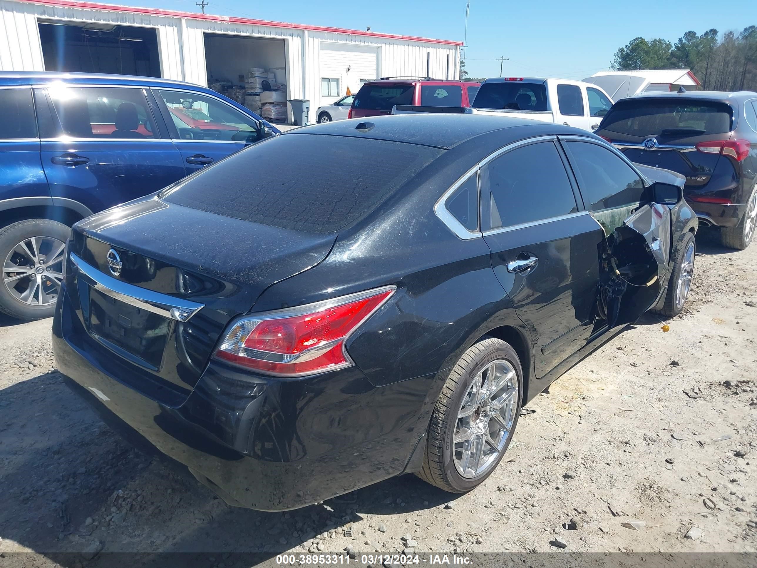 Photo 3 VIN: 1N4AL3APXFC157086 - NISSAN ALTIMA 