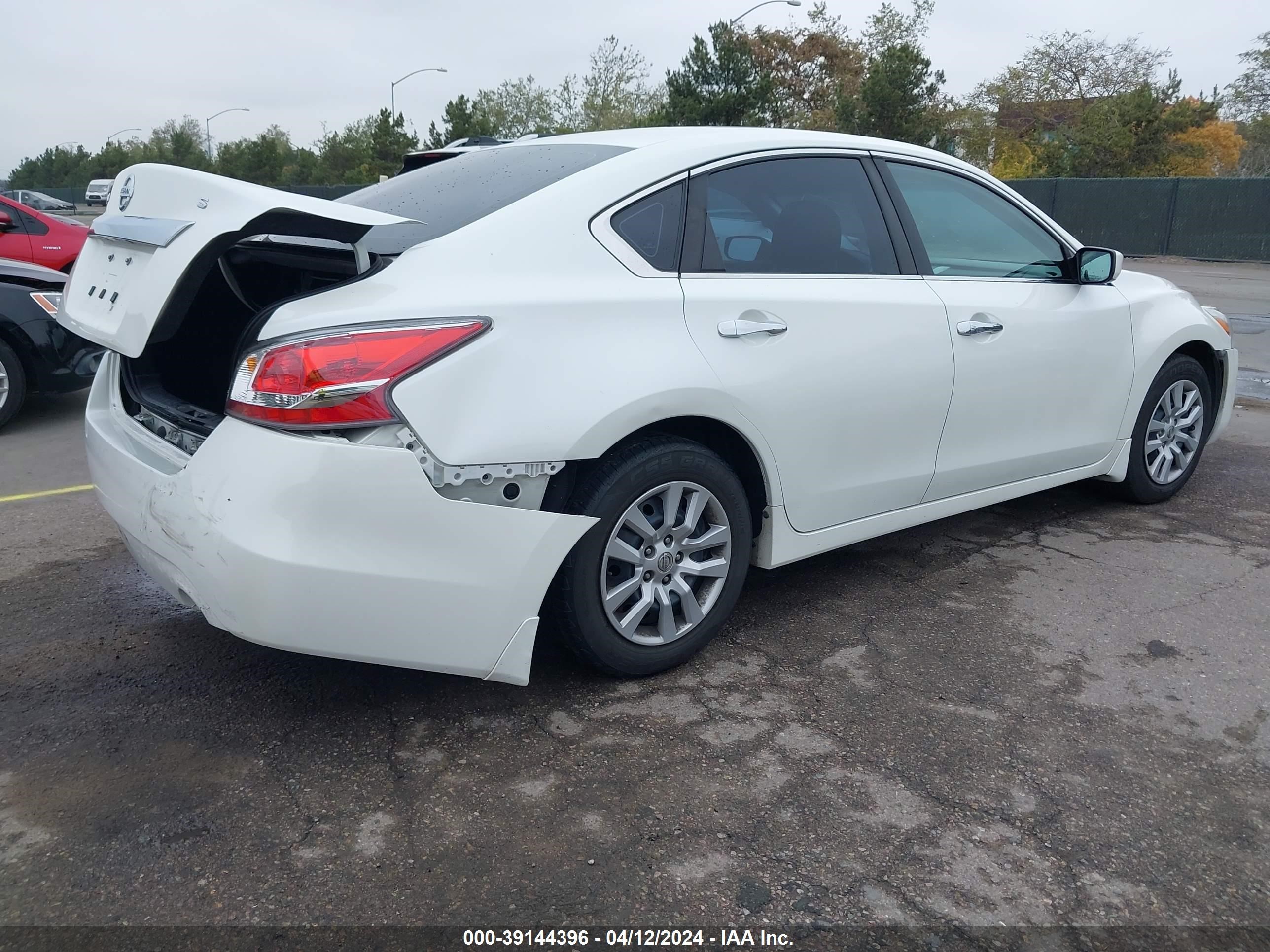 Photo 3 VIN: 1N4AL3APXFC165012 - NISSAN ALTIMA 