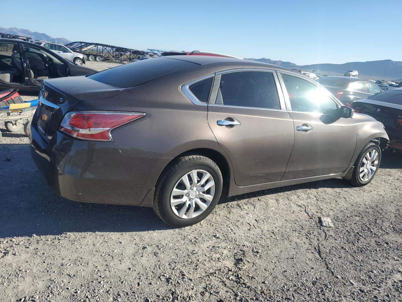 Photo 2 VIN: 1N4AL3APXFC256006 - NISSAN ALTIMA 