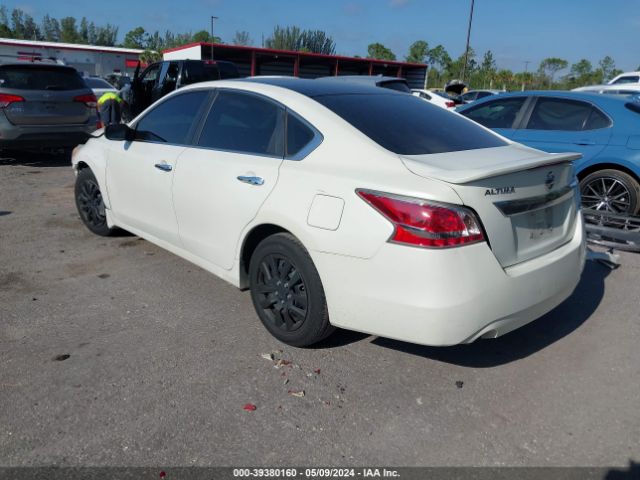 Photo 2 VIN: 1N4AL3APXFC272688 - NISSAN ALTIMA 