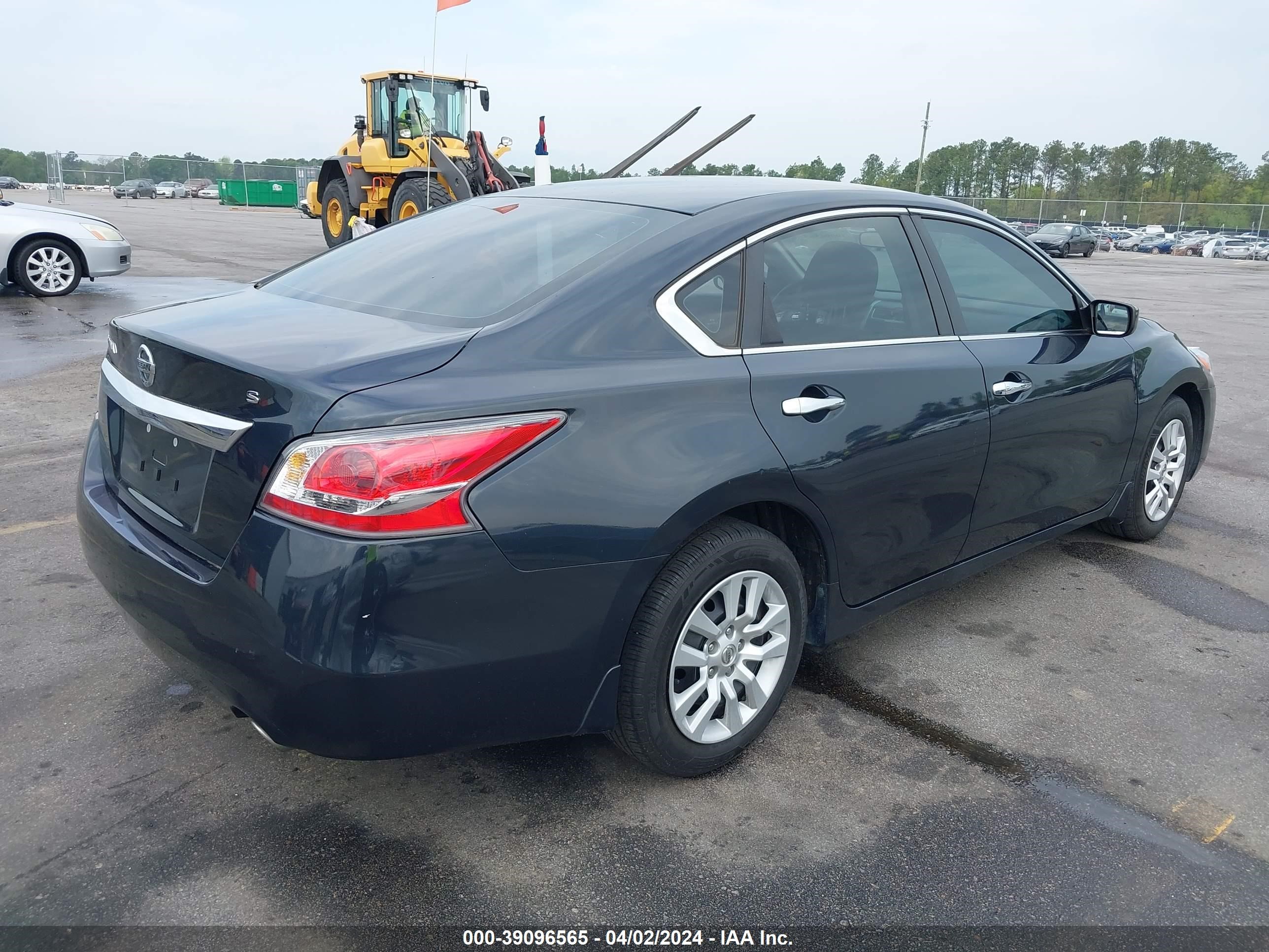 Photo 3 VIN: 1N4AL3APXFC474852 - NISSAN ALTIMA 