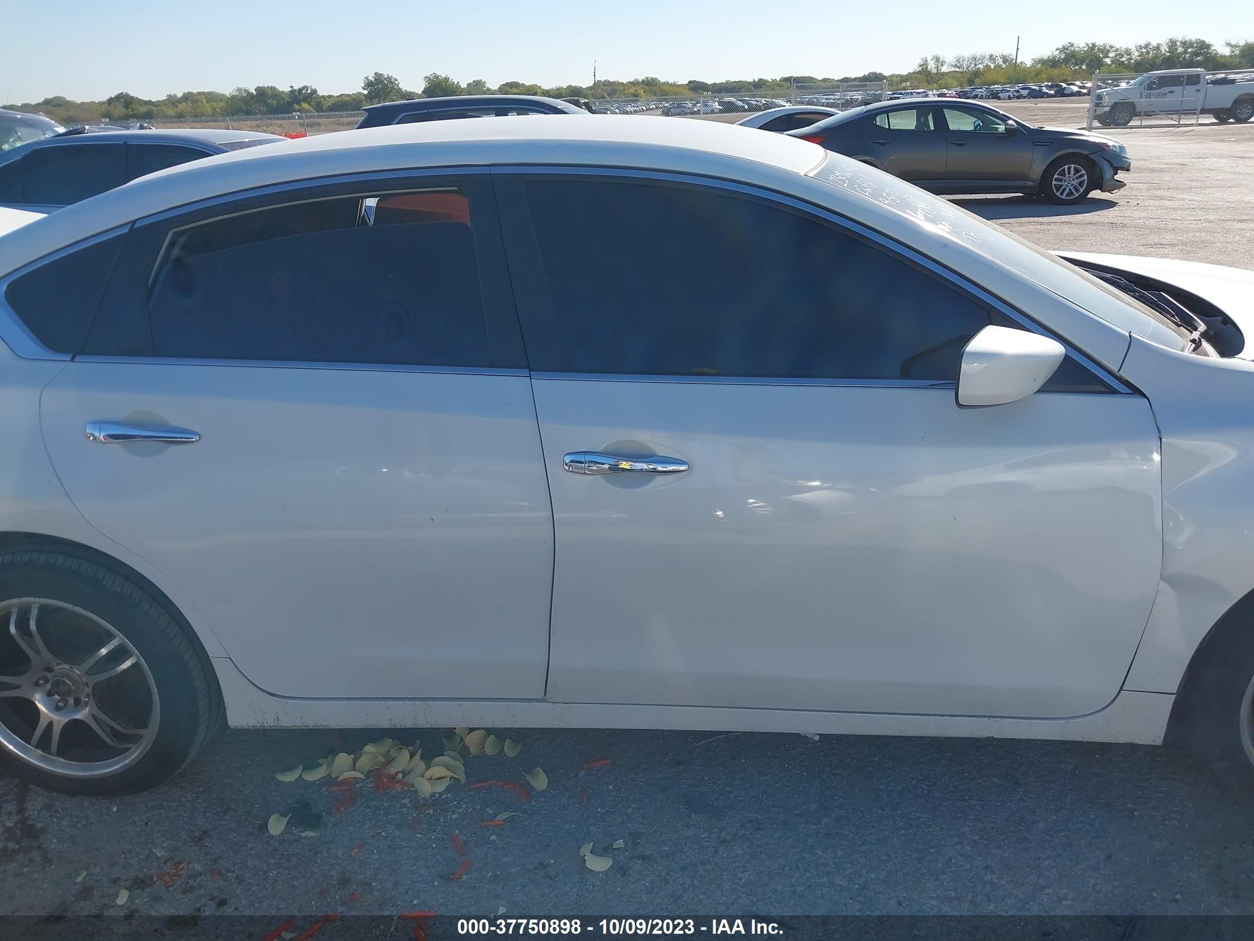 Photo 12 VIN: 1N4AL3APXFN336717 - NISSAN ALTIMA 