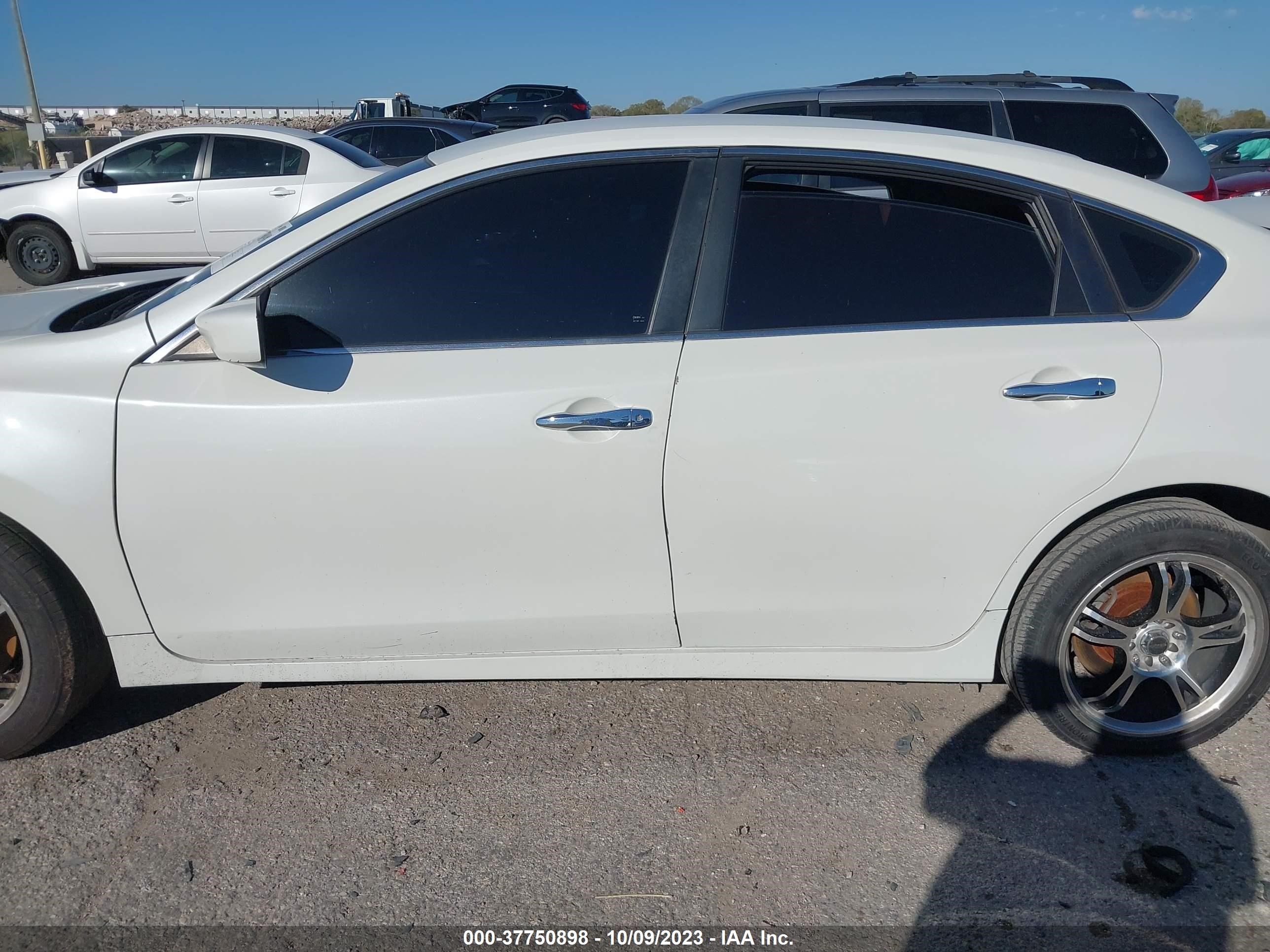 Photo 13 VIN: 1N4AL3APXFN336717 - NISSAN ALTIMA 