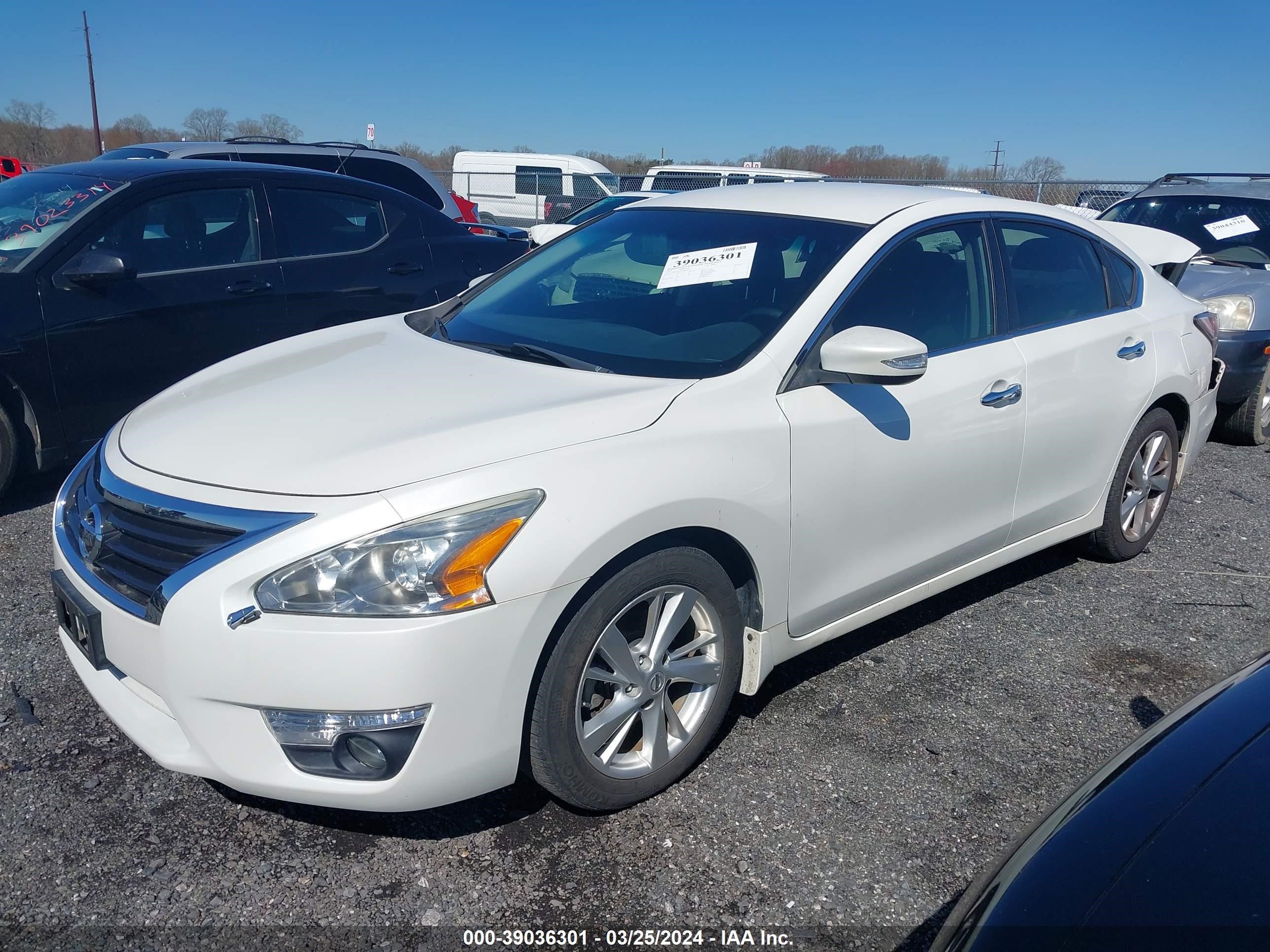 Photo 1 VIN: 1N4AL3APXFN877623 - NISSAN ALTIMA 