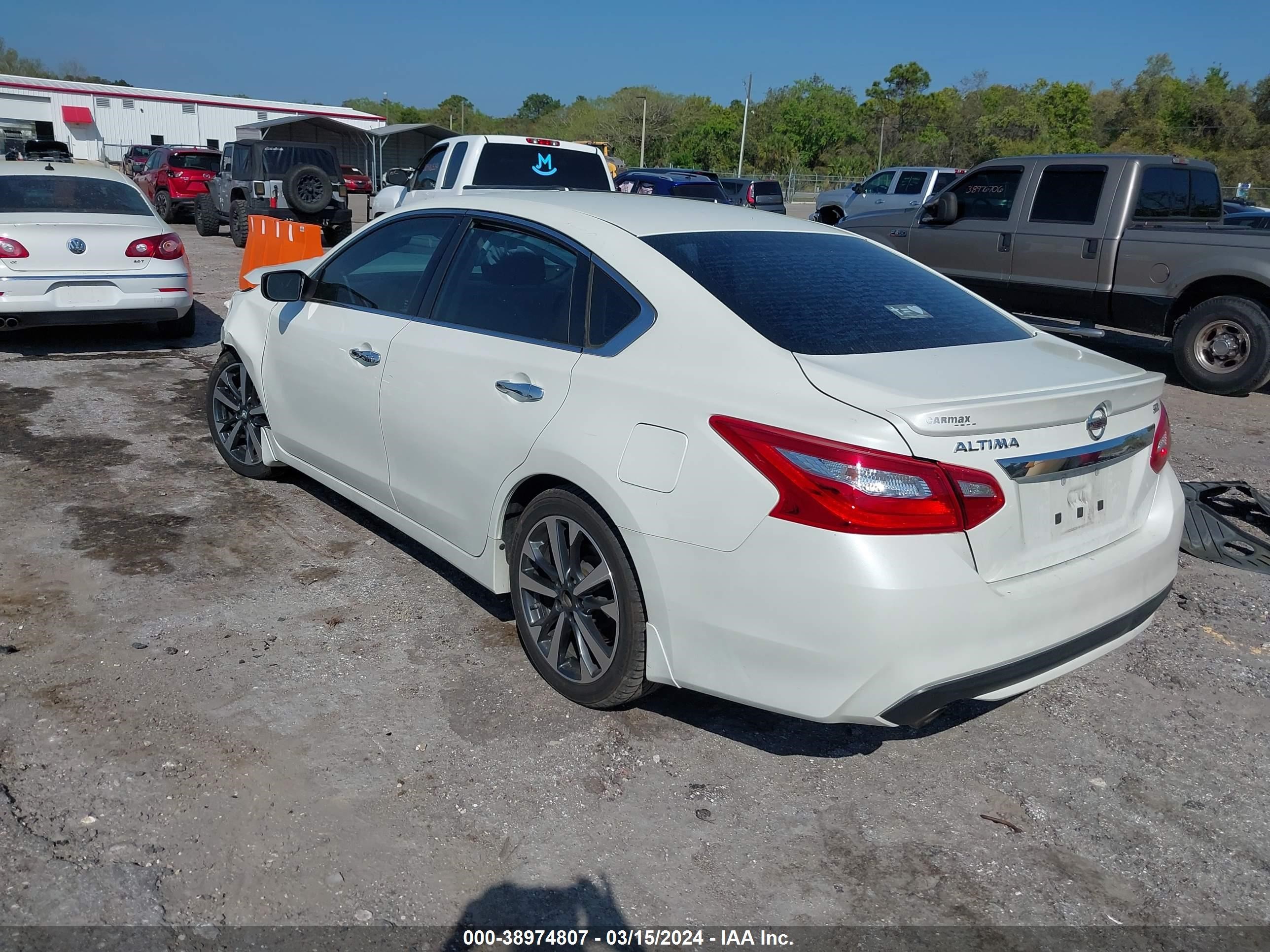 Photo 2 VIN: 1N4AL3APXGC289802 - NISSAN ALTIMA 