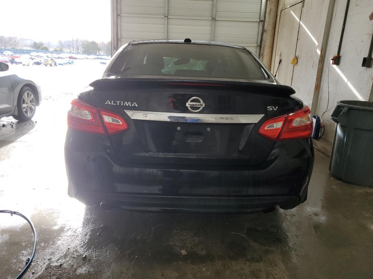 Photo 5 VIN: 1N4AL3APXHC152019 - NISSAN ALTIMA 