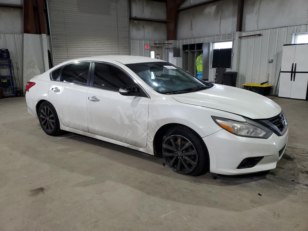 Photo 3 VIN: 1N4AL3APXHC155051 - NISSAN ALTIMA 