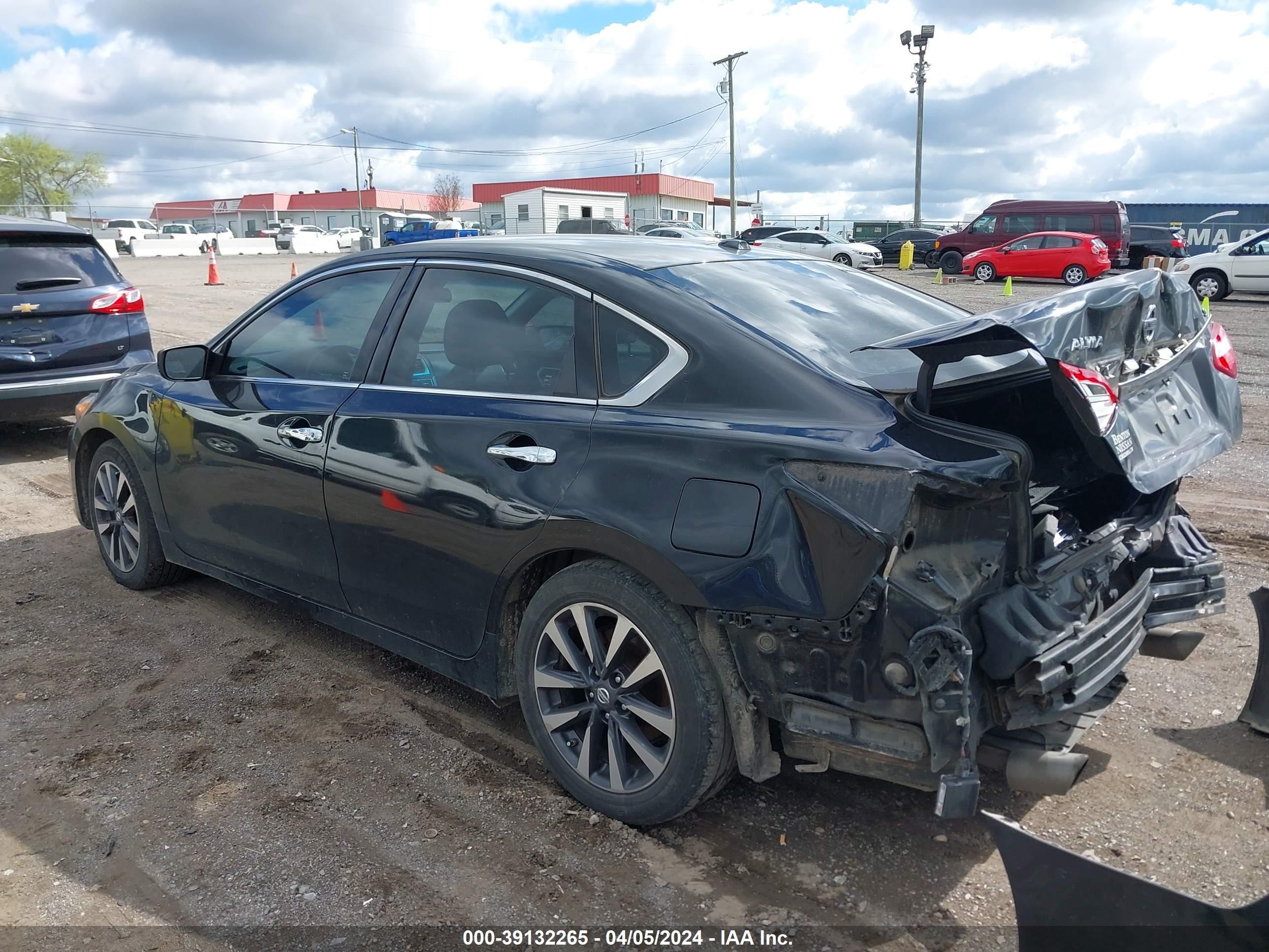 Photo 2 VIN: 1N4AL3APXHC177518 - NISSAN ALTIMA 