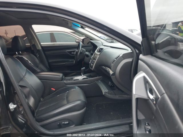 Photo 4 VIN: 1N4AL3APXHC186025 - NISSAN ALTIMA 