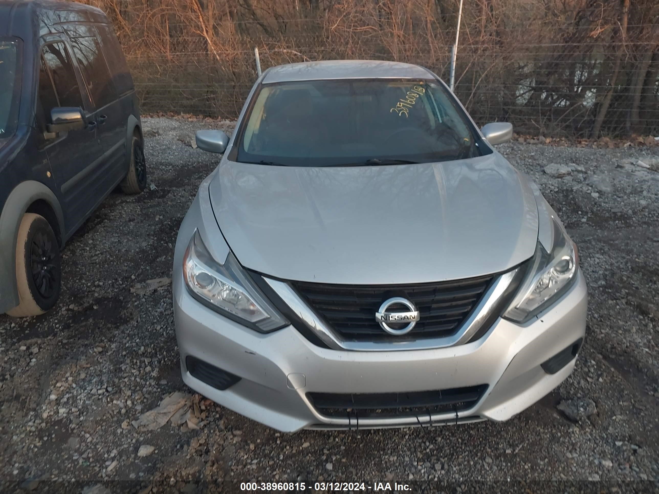 Photo 4 VIN: 1N4AL3APXHC251262 - NISSAN ALTIMA 