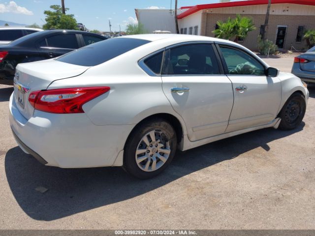 Photo 3 VIN: 1N4AL3APXHN305308 - NISSAN ALTIMA 