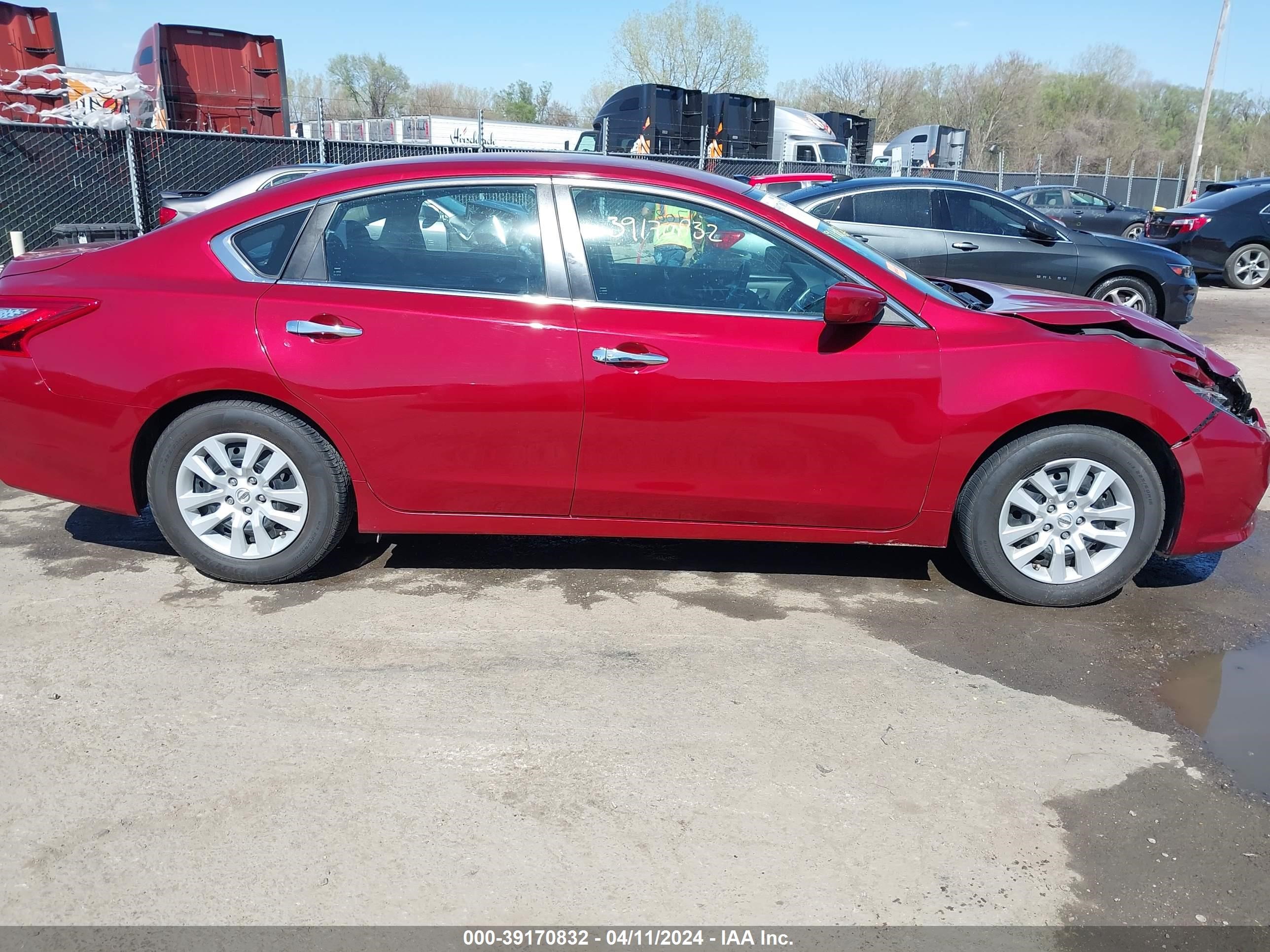 Photo 12 VIN: 1N4AL3APXHN318883 - NISSAN ALTIMA 