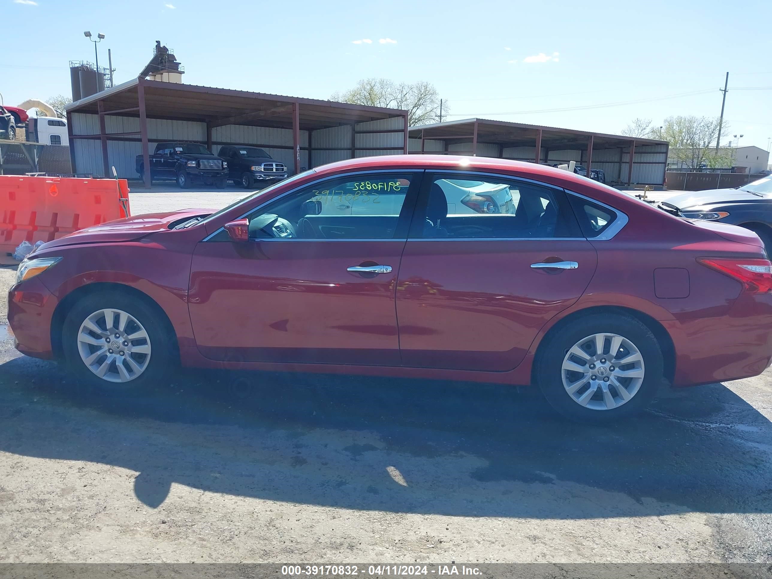 Photo 13 VIN: 1N4AL3APXHN318883 - NISSAN ALTIMA 