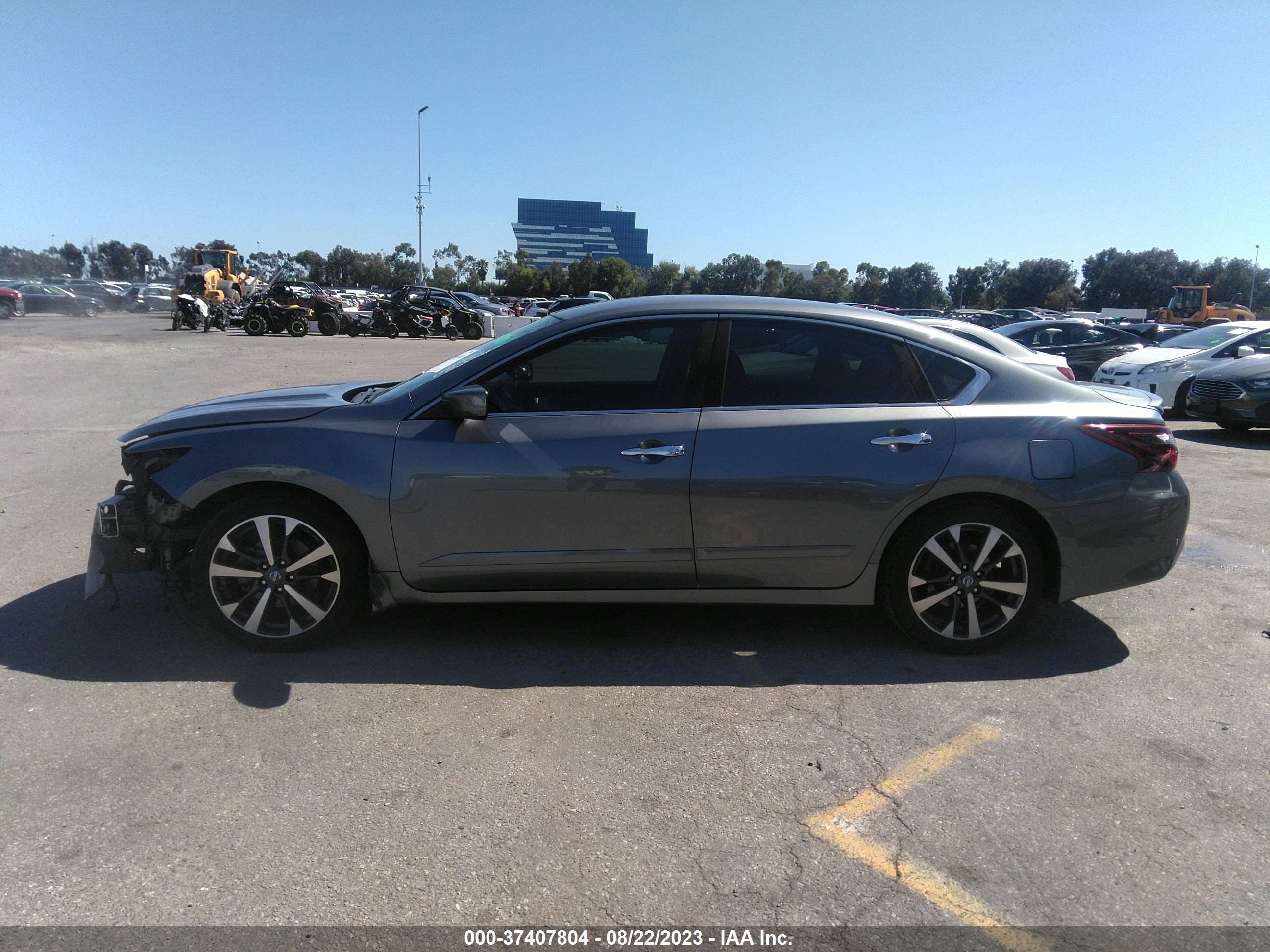 Photo 14 VIN: 1N4AL3APXHN324487 - NISSAN ALTIMA 