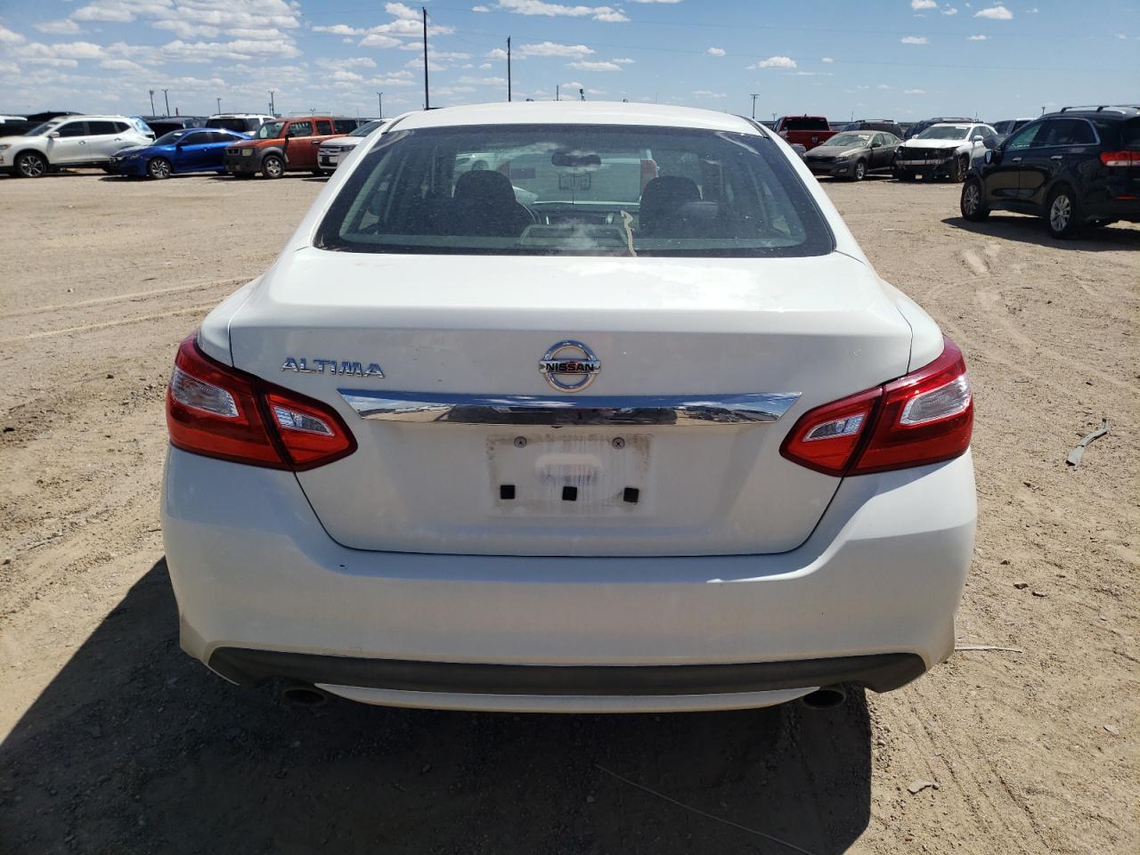 Photo 5 VIN: 1N4AL3APXHN333772 - NISSAN ALTIMA 