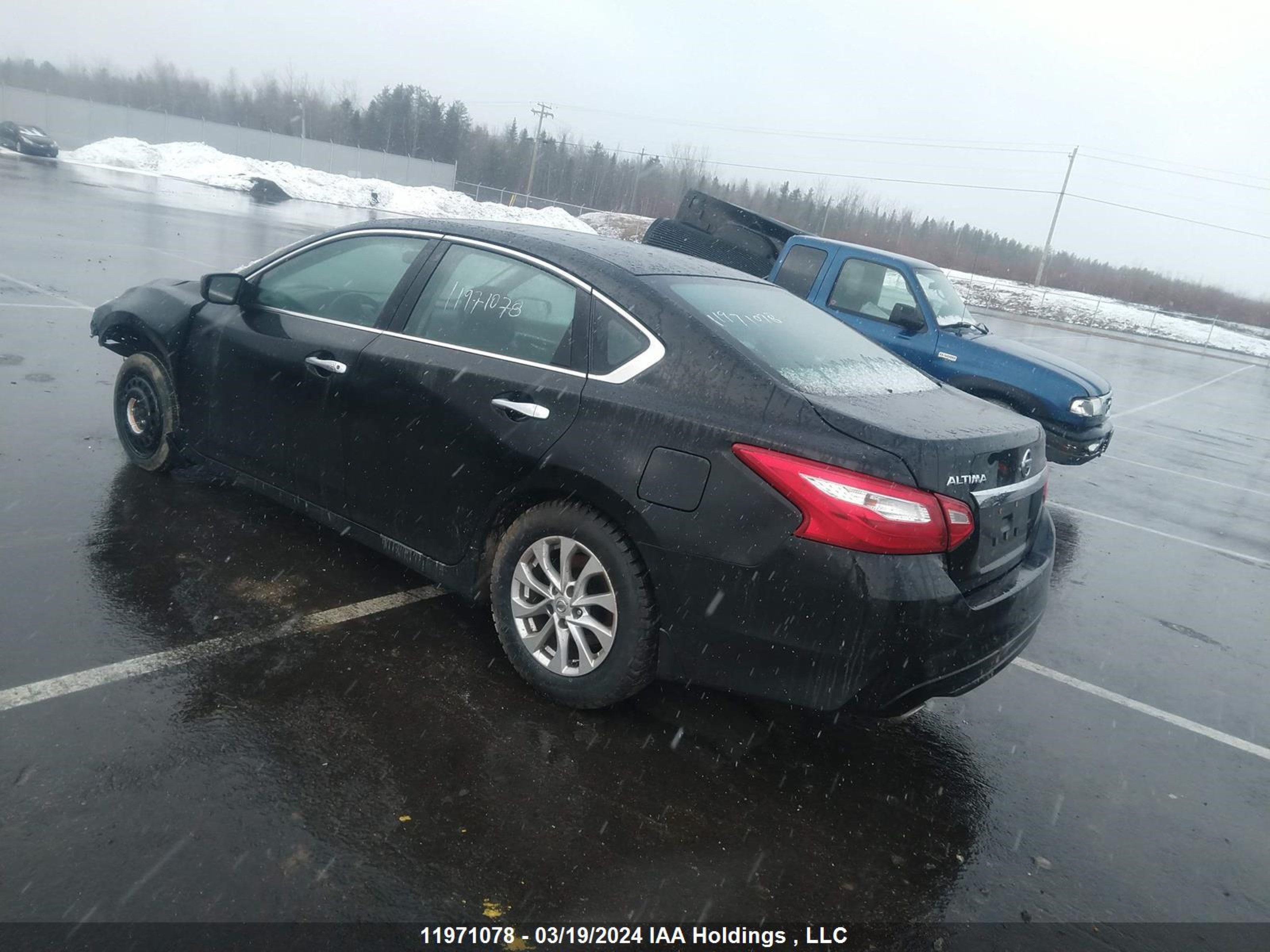 Photo 2 VIN: 1N4AL3APXHN335389 - NISSAN ALTIMA 