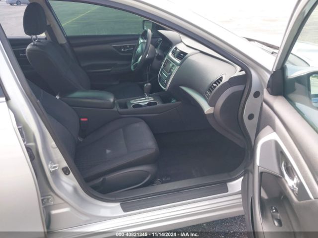 Photo 4 VIN: 1N4AL3APXHN353682 - NISSAN ALTIMA 