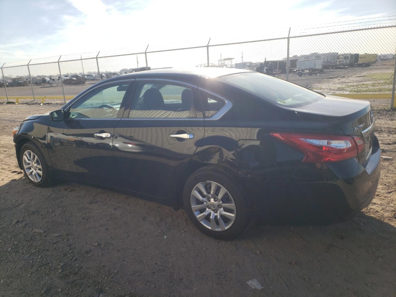 Photo 1 VIN: 1N4AL3APXHN360521 - NISSAN ALTIMA 