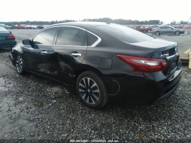 Photo 2 VIN: 1N4AL3APXJC129975 - NISSAN ALTIMA 