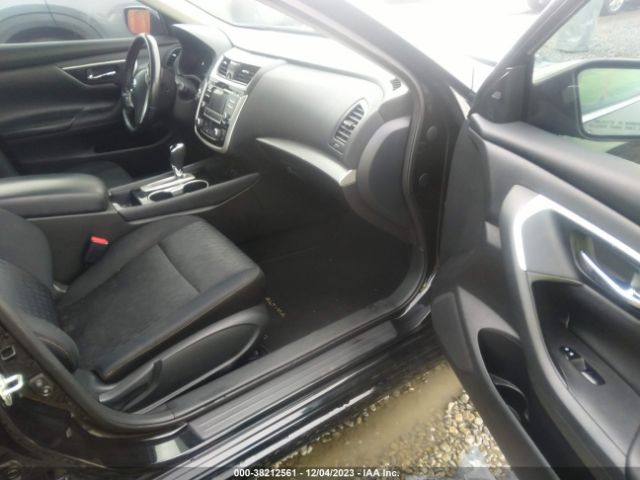 Photo 4 VIN: 1N4AL3APXJC129975 - NISSAN ALTIMA 