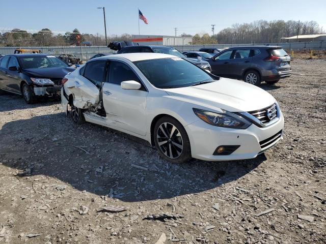 Photo 3 VIN: 1N4AL3APXJC138482 - NISSAN ALTIMA 