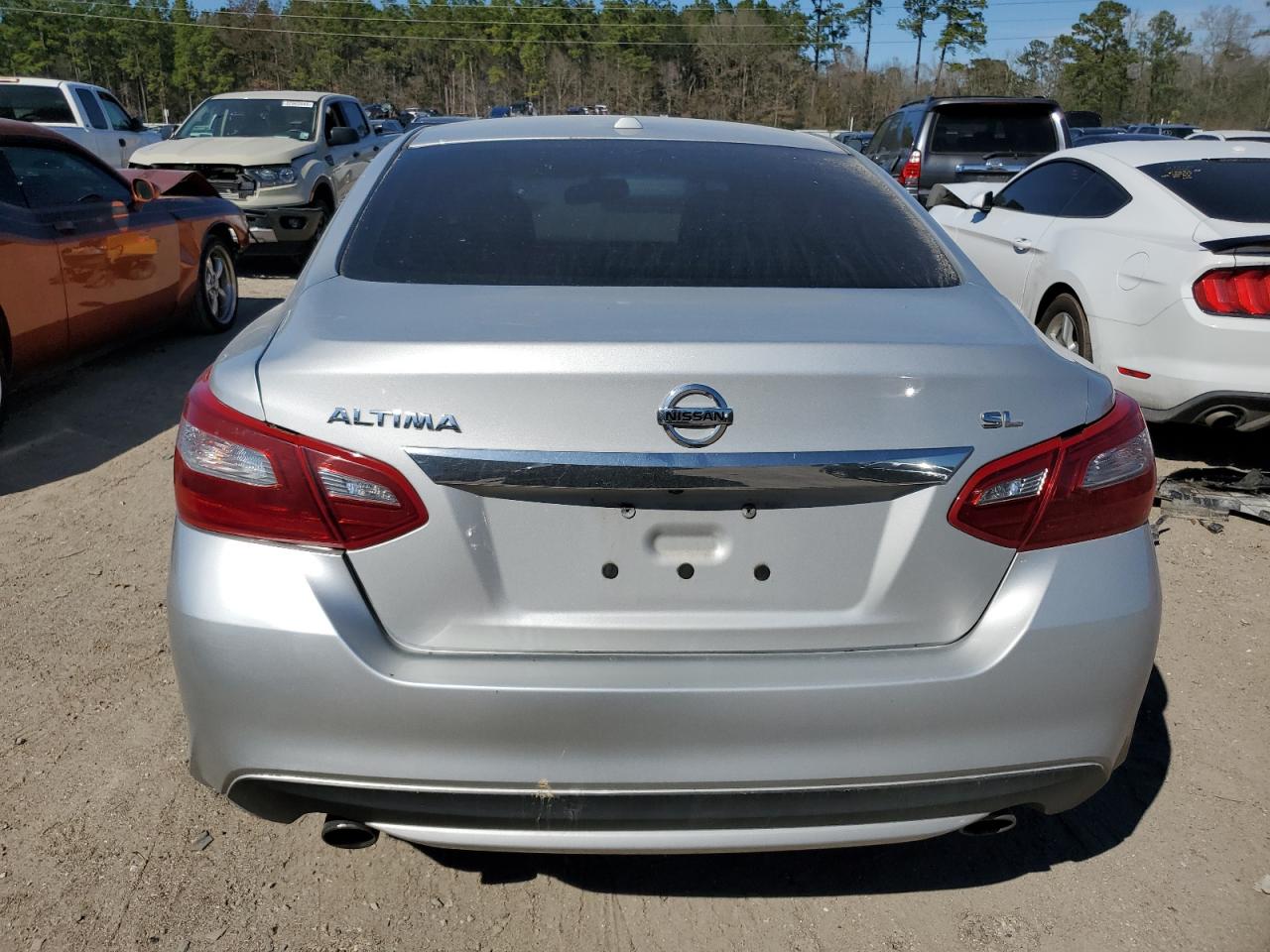 Photo 5 VIN: 1N4AL3APXJC190288 - NISSAN ALTIMA 