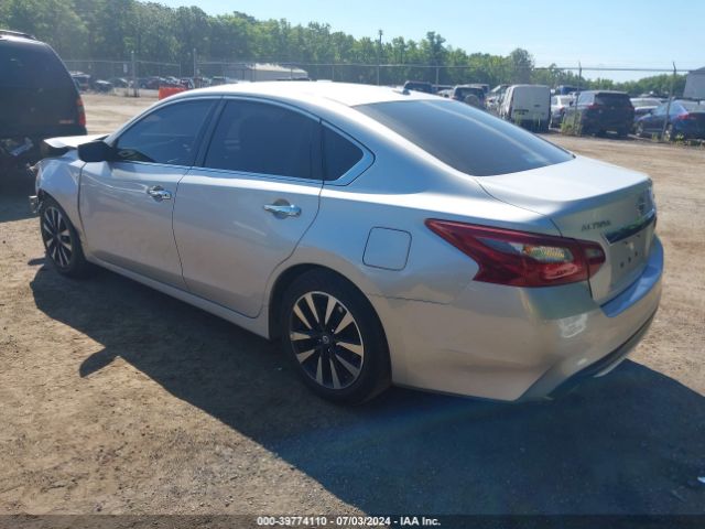 Photo 2 VIN: 1N4AL3APXJC207185 - NISSAN ALTIMA 