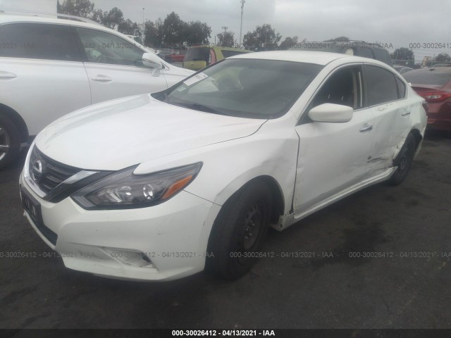 Photo 1 VIN: 1N4AL3APXJC216582 - NISSAN ALTIMA 