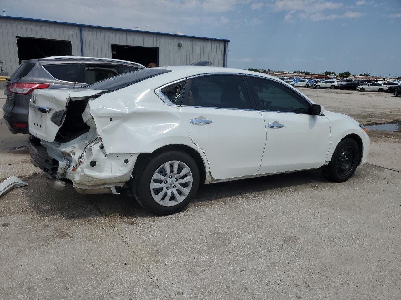 Photo 2 VIN: 1N4AL3APXJC231485 - NISSAN ALTIMA 