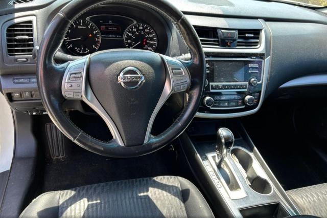 Photo 8 VIN: 1N4AL3APXJC252773 - NISSAN ALTIMA 