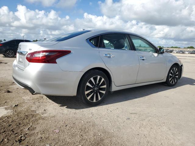 Photo 2 VIN: 1N4AL3APXJC295767 - NISSAN ALTIMA 