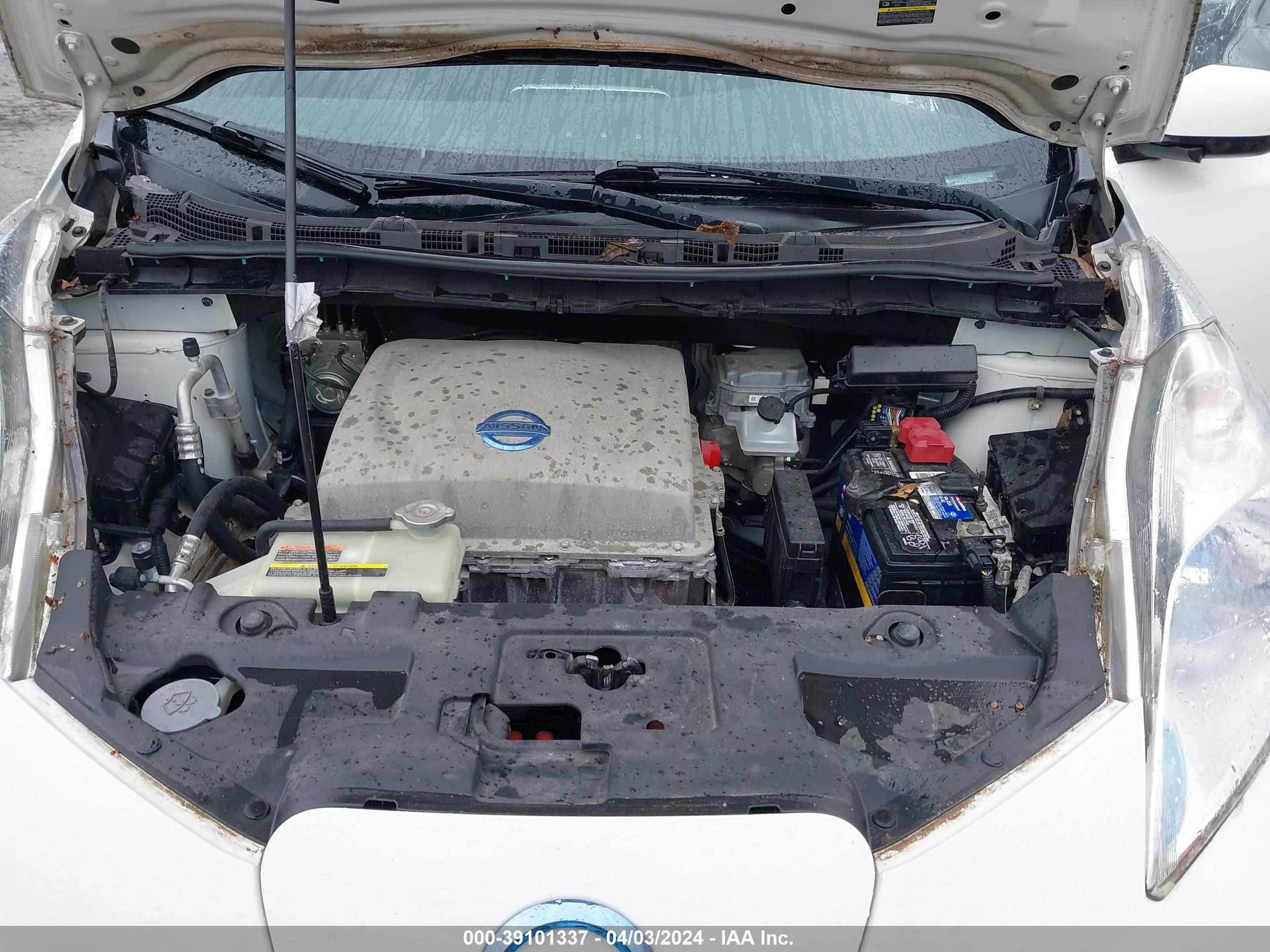 Photo 9 VIN: 1N4AZ0CP0DC400993 - NISSAN LEAF 