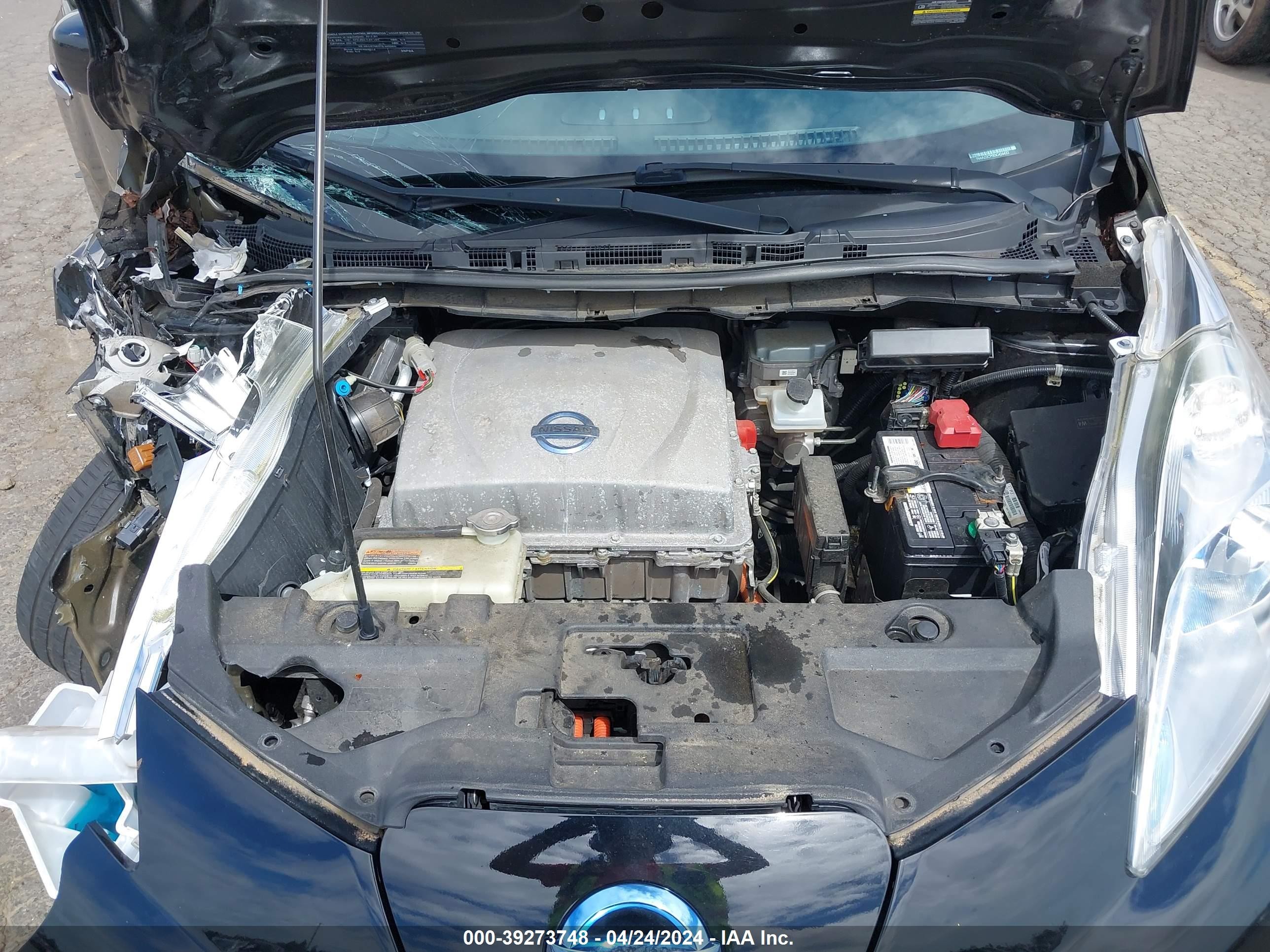 Photo 9 VIN: 1N4AZ0CP0DC424422 - NISSAN LEAF 