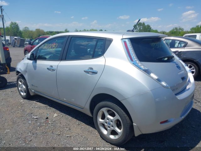 Photo 2 VIN: 1N4AZ0CP0DC425845 - NISSAN LEAF 