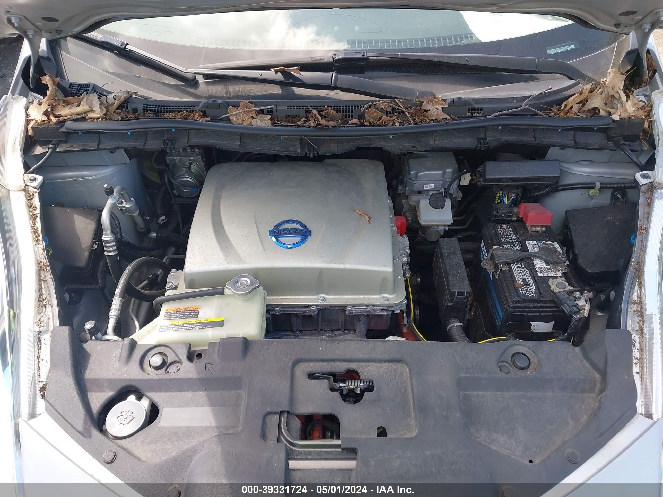 Photo 9 VIN: 1N4AZ0CP0FC333170 - NISSAN LEAF 