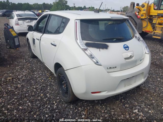 Photo 2 VIN: 1N4AZ0CP0GC308335 - NISSAN LEAF 