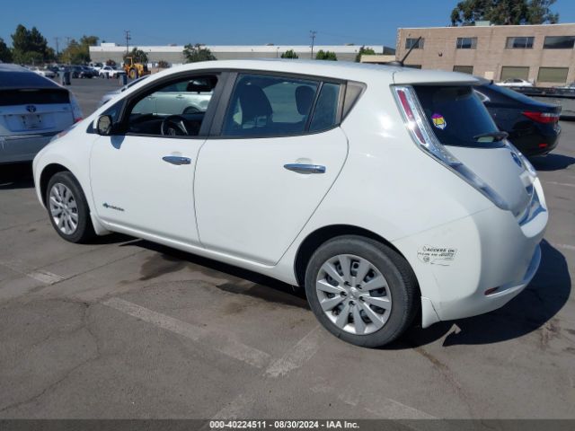 Photo 2 VIN: 1N4AZ0CP1FC312182 - NISSAN LEAF 