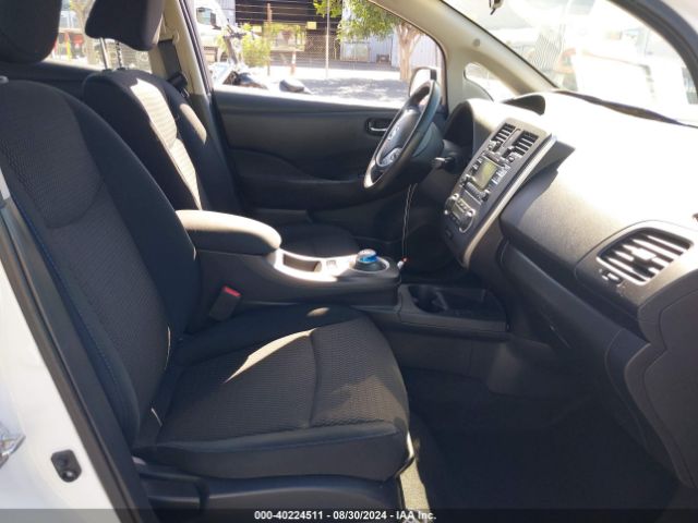 Photo 4 VIN: 1N4AZ0CP1FC312182 - NISSAN LEAF 