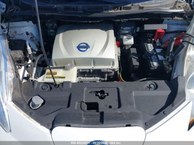 Photo 9 VIN: 1N4AZ0CP1FC312182 - NISSAN LEAF 