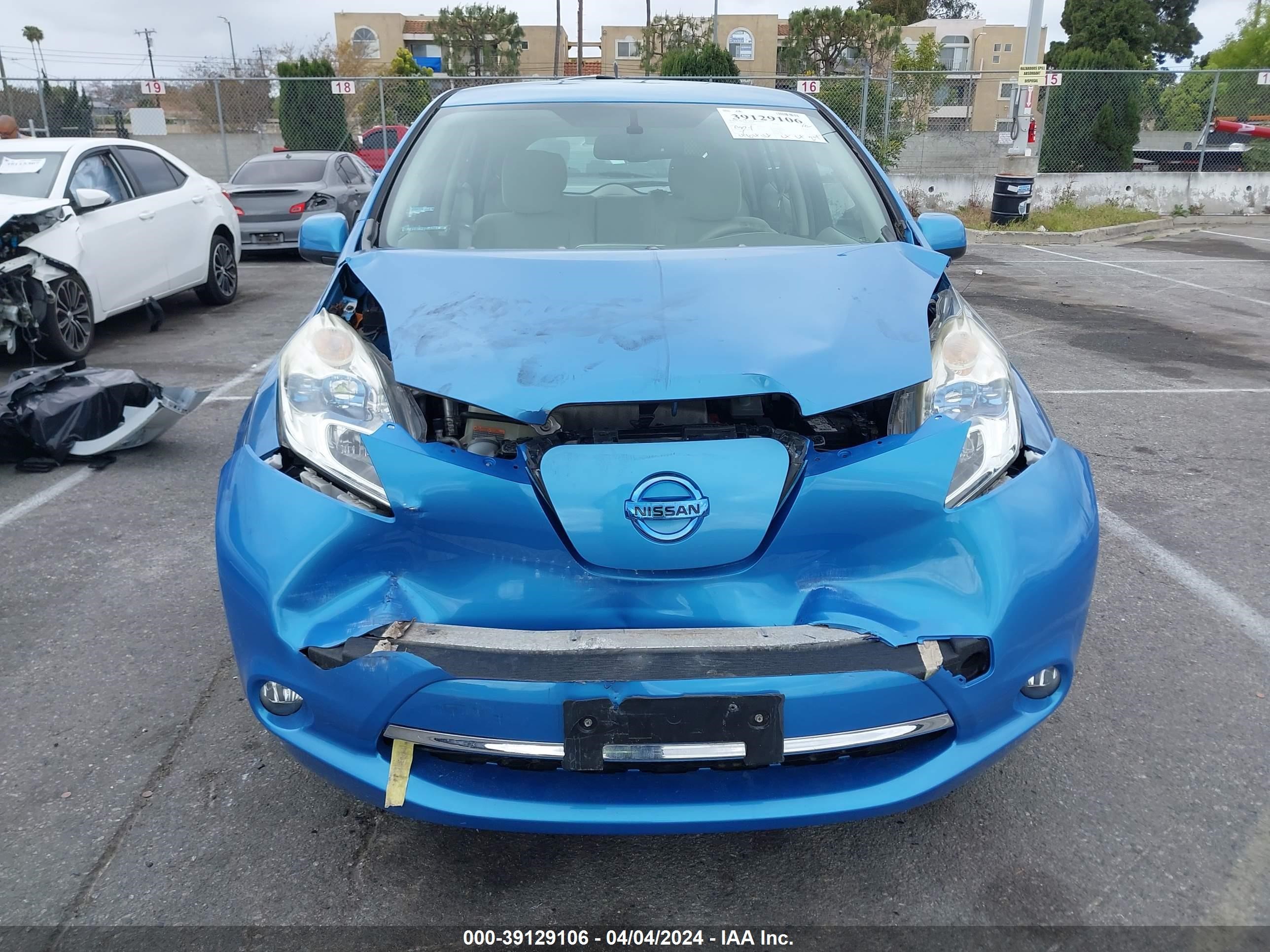 Photo 5 VIN: 1N4AZ0CP2DC409498 - NISSAN LEAF 