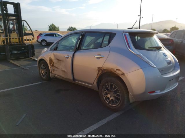 Photo 2 VIN: 1N4AZ0CP2FC332411 - NISSAN LEAF 