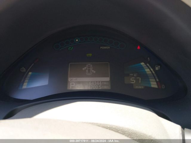 Photo 6 VIN: 1N4AZ0CP3FC304195 - NISSAN LEAF 