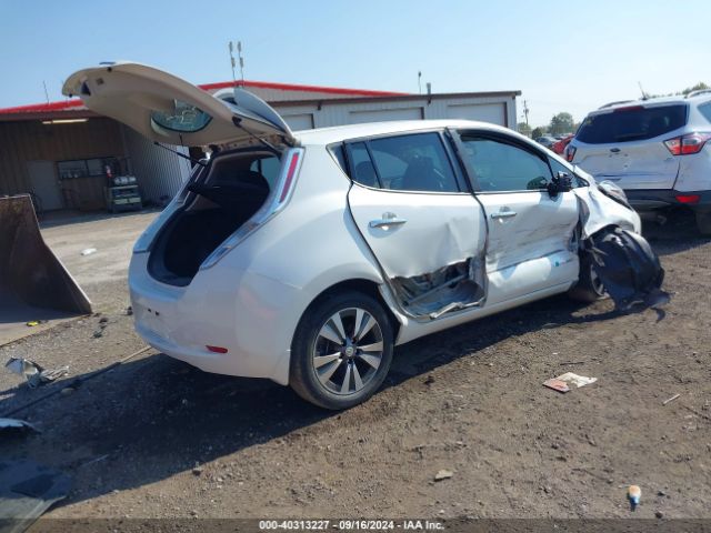 Photo 3 VIN: 1N4AZ0CP3FC304472 - NISSAN LEAF 