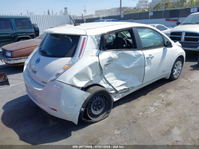 Photo 3 VIN: 1N4AZ0CP3GC302996 - NISSAN LEAF 